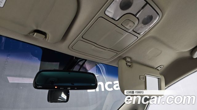 Kia Carens 2015 — photo 19