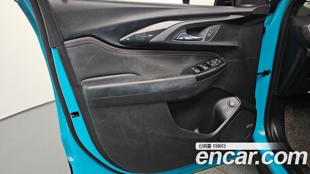Chevrolet Korea Trailblazer 2021 — photo 14