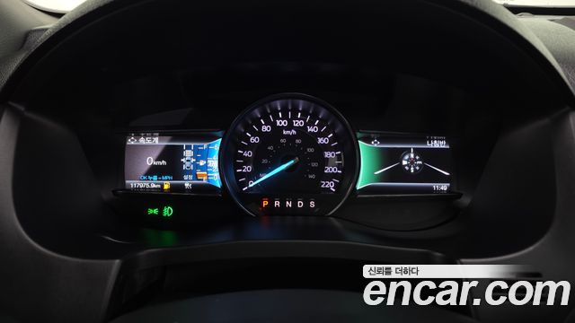 Ford Explorer 2018 — photo 11