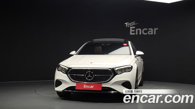 Mercedes-Benz E-Class 2026 — photo 3