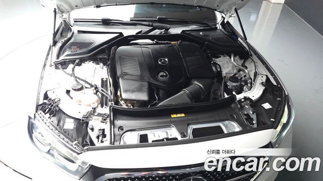 Mercedes-Benz E-Class 2026 — photo 6