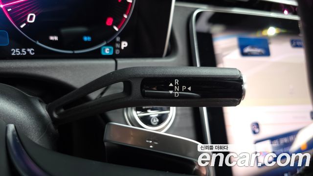 Mercedes-Benz E-Class 2026 — photo 12