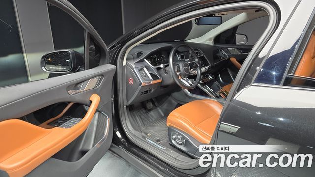 Jaguar I-PACE 2019 — photo 13