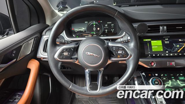 Jaguar I-PACE 2019 — photo 19