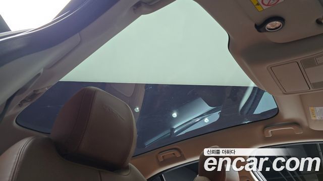 Jaguar I-PACE 2019 — photo 21