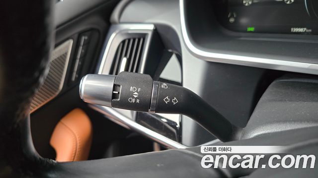 Jaguar I-PACE 2019 — photo 28
