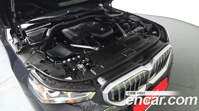 BMW 5-Series 2024 — photo 6