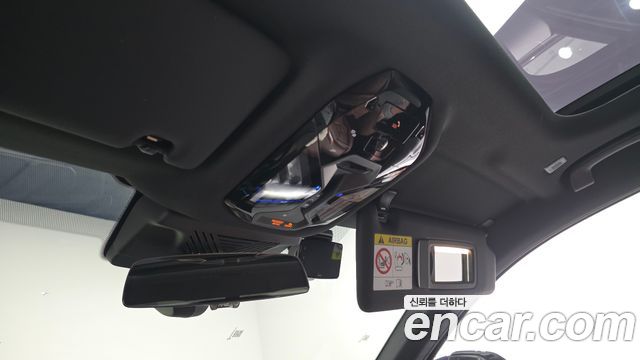 BMW 5-Series 2024 — photo 27
