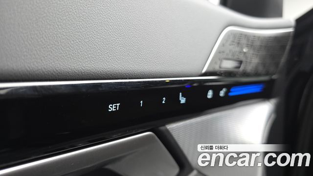 BMW 5-Series 2024 — photo 33