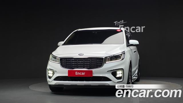 Kia Canival 2020 — photo 3