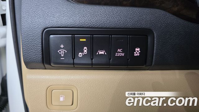 Kia Canival 2020 — photo 12