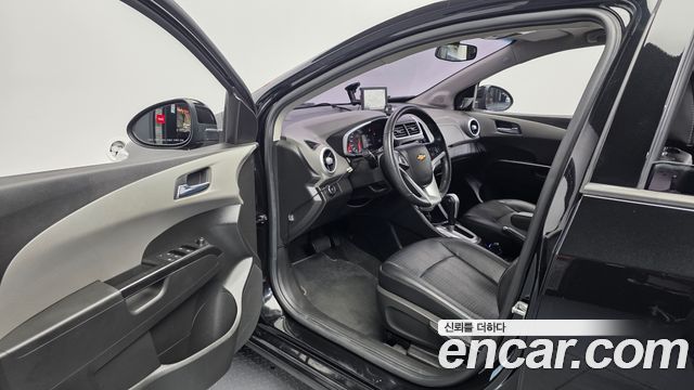 Chevrolet Korea Aveo 2017 — photo 13