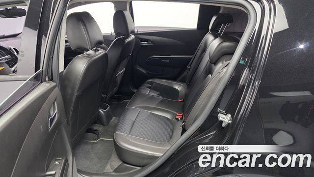 Chevrolet Korea Aveo 2017 — photo 16