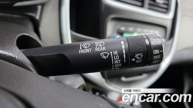 Chevrolet Korea Aveo 2017 — photo 28