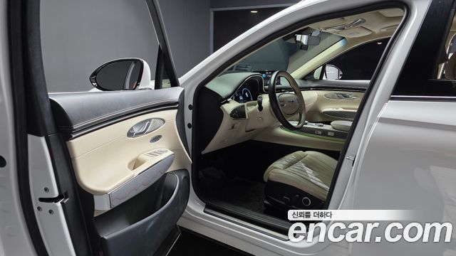 Genesis GV70 2021 — photo 10