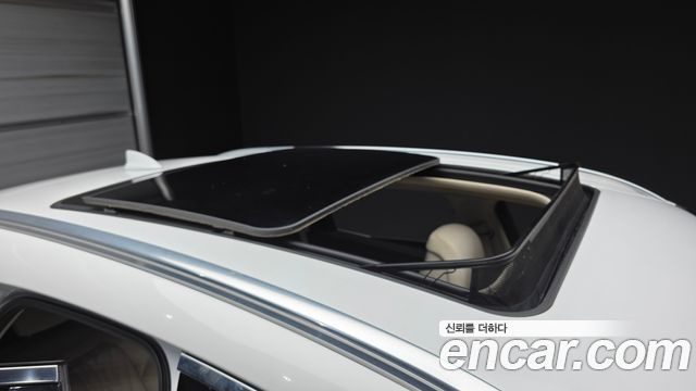 Genesis GV70 2021 — photo 19