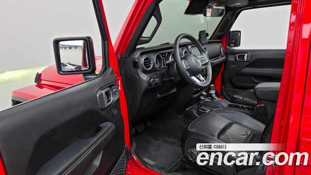 Jeep Wrangler 2020 — photo 13