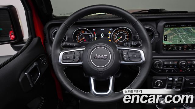 Jeep Wrangler 2020 — photo 20