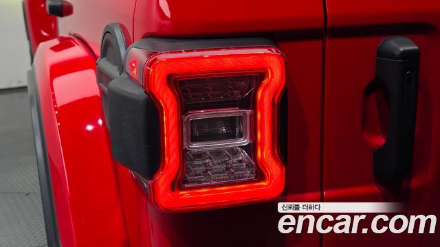 Jeep Wrangler 2020 — photo 9