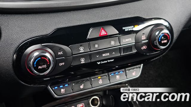 Kia Sorento 2016 — photo 16