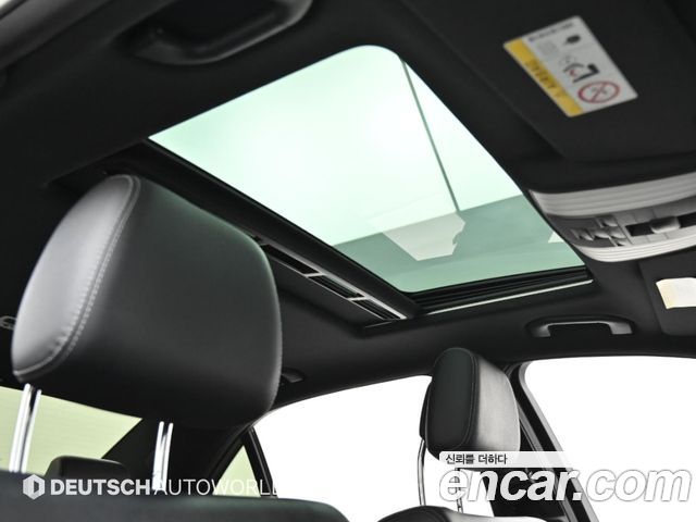 Mercedes-Benz E-Class 2014 — photo 18