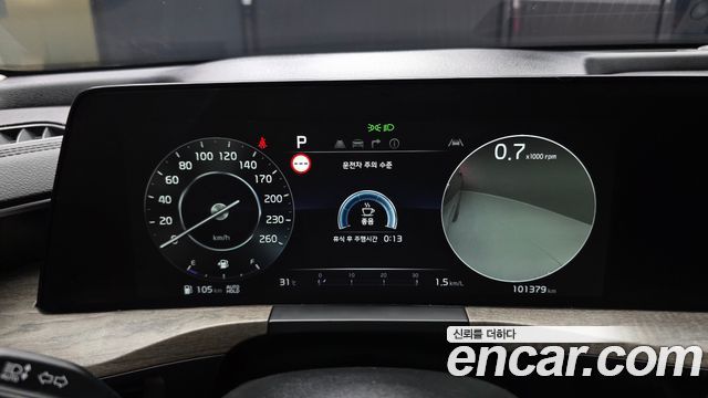 Kia K8 2022 — photo 11