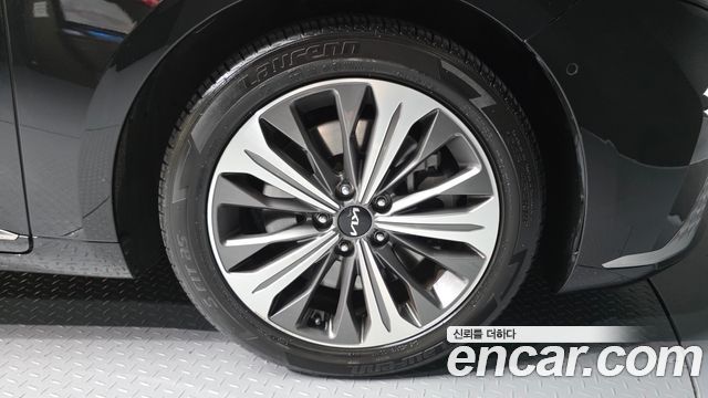 Kia K8 2022 — photo 7