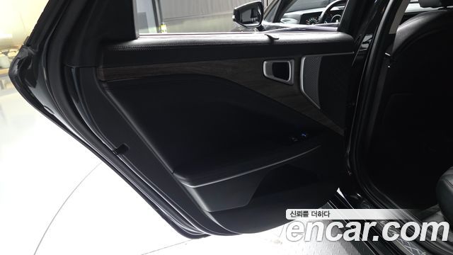 Kia K8 2022 — photo 15