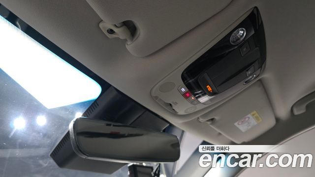 Kia K8 2022 — photo 31