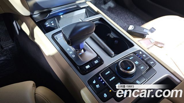 Genesis G80 2018 — photo 9