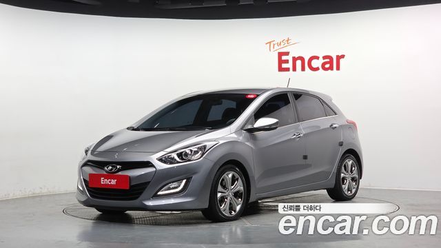 Hyundai i30 2012 — photo 1