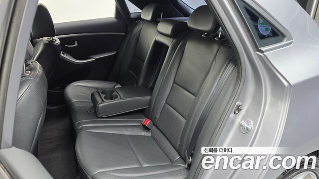 Hyundai i30 2012 — photo 18
