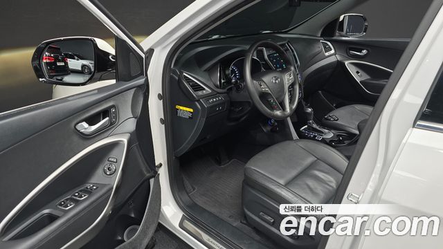 Hyundai Santafe 2016 — photo 13