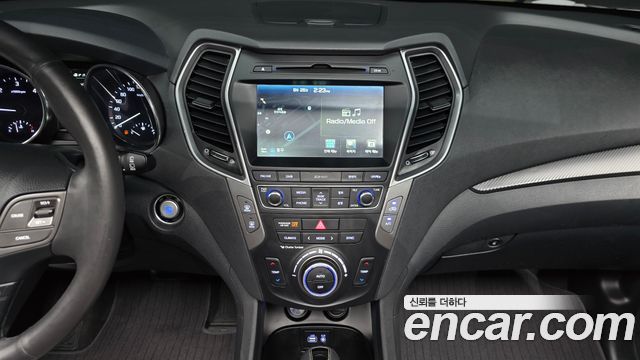 Hyundai Santafe 2016 — photo 19