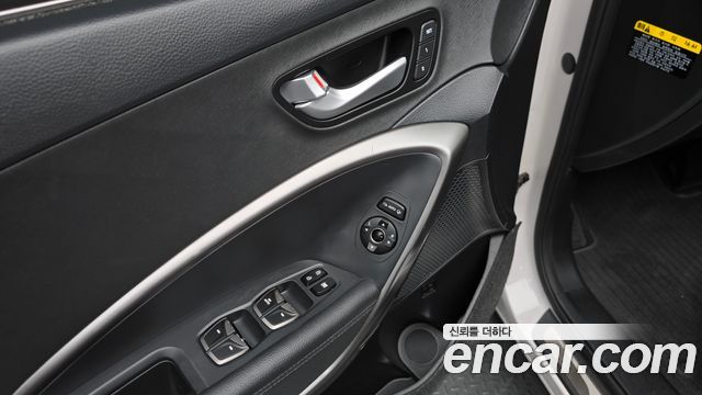 Hyundai Santafe 2016 — photo 21