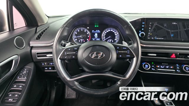 Hyundai Sonata 2020 — photo 18