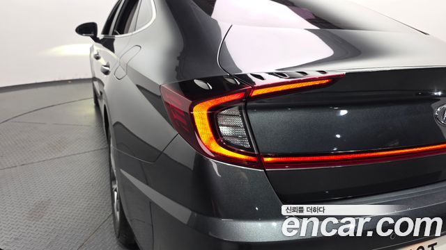 Hyundai Sonata 2020 — photo 9