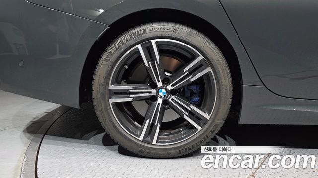 BMW 3-Series 2026 — photo 5