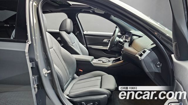 BMW 3-Series 2026 — photo 16