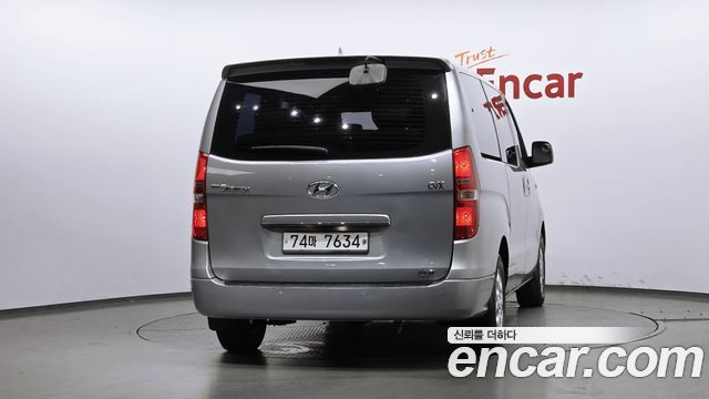 Hyundai Starex 2014 — photo 4