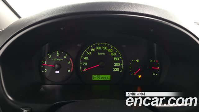 Hyundai Starex 2014 — photo 8