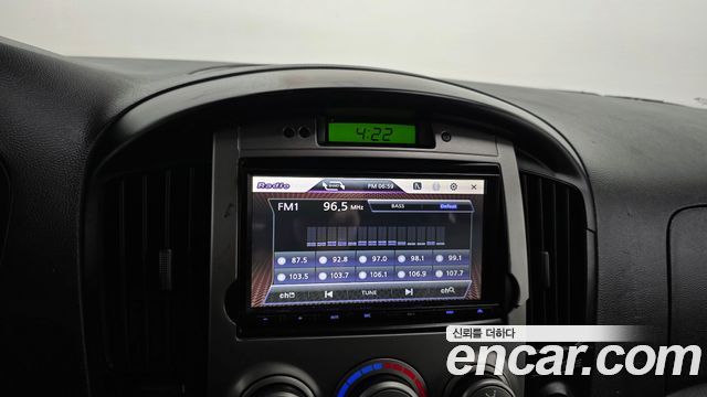 Hyundai Starex 2014 — photo 14