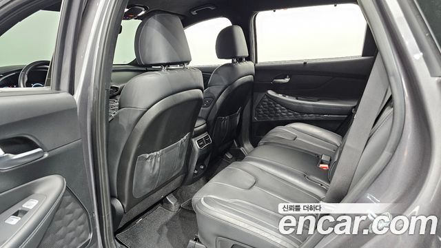 Hyundai Santafe 2021 — photo 18