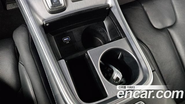 Hyundai Santafe 2021 — photo 25