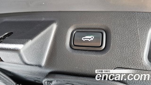 Hyundai Santafe 2021 — photo 32