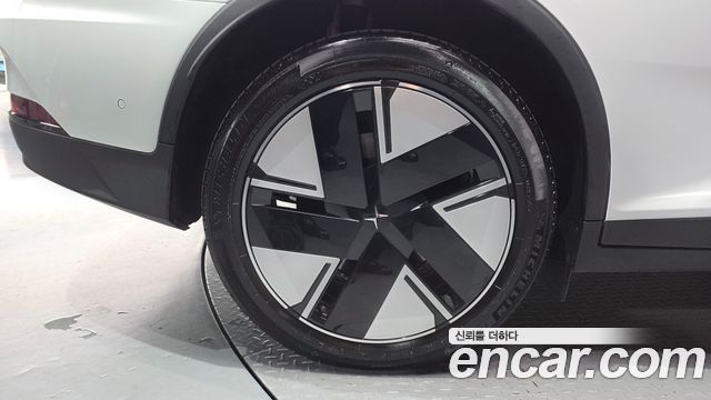 Polestar Polestar 2 2025 — photo 5