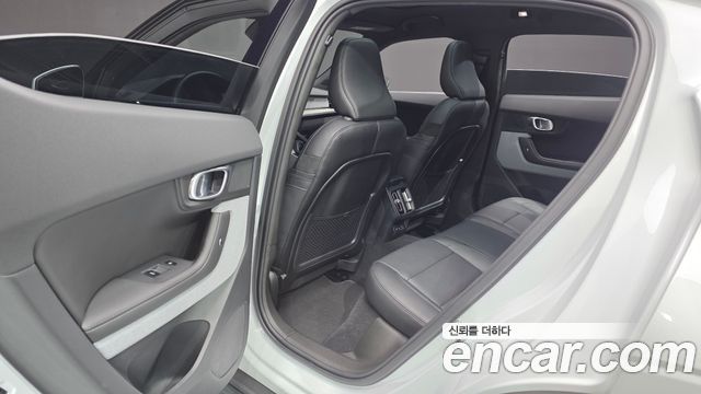 Polestar Polestar 2 2025 — photo 18