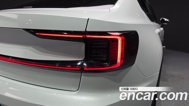 Polestar Polestar 2 2025 — photo 9