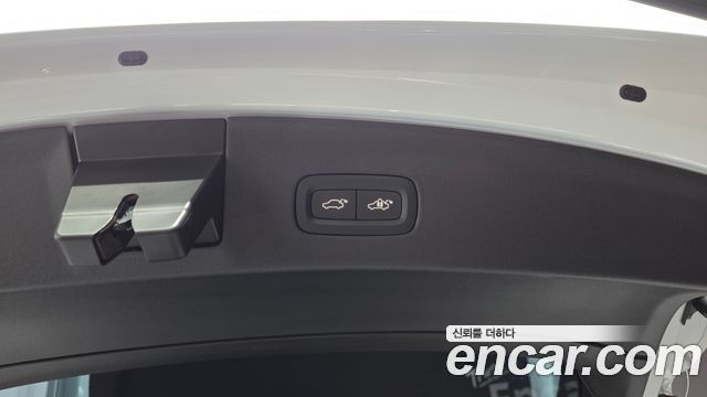 Polestar Polestar 2 2025 — photo 27