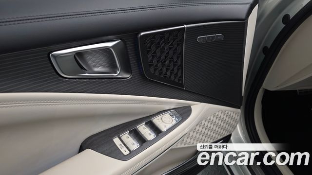 Kia K8 2025 — photo 31